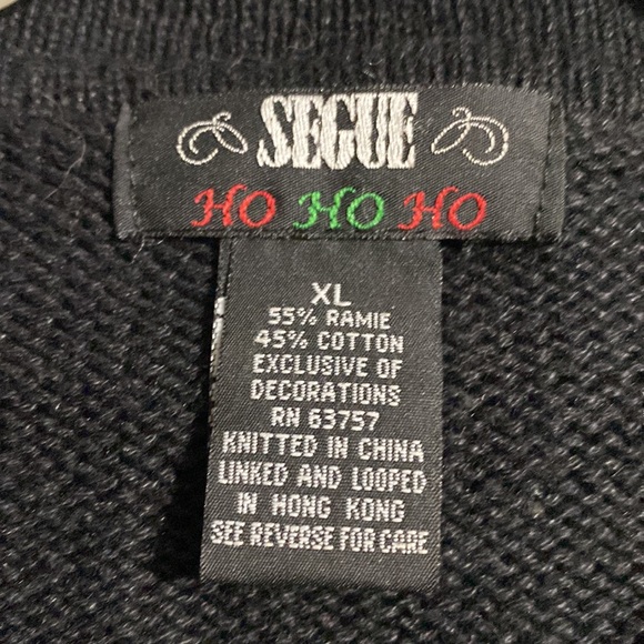 Santa Sweater - Picture 5 of 5